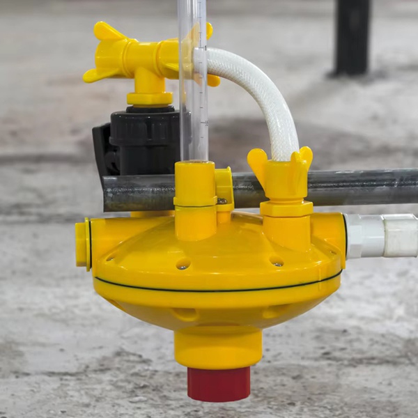 Farm Pressure Regulator Yellow Graduated Valve